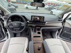 Toyota SIENNA 2.5L dual-engine two-wheel drive comfort version - фото 17