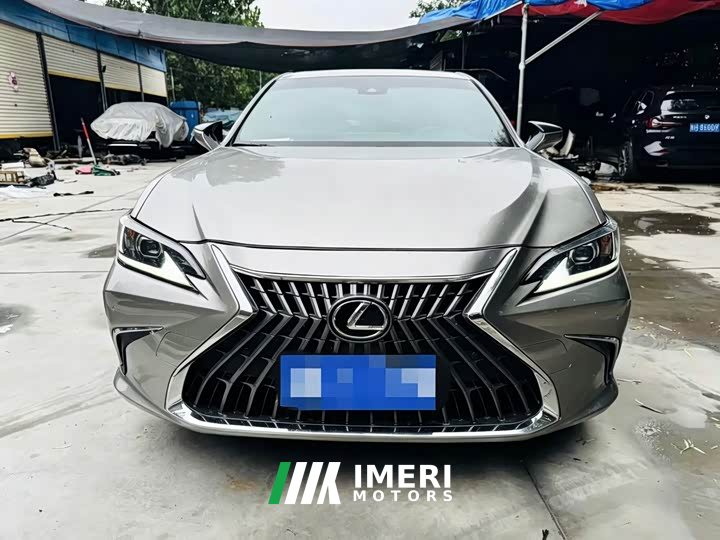 Lexus ES 200 Excellence Edition