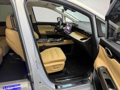 Trumpchi E8 PHEV 150km MAX - фото 6