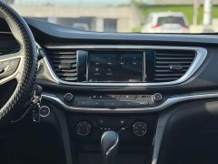 Mercedes-Benz Yinglang 2021 facelift 1.3T automatic light hybrid elite - фото 9