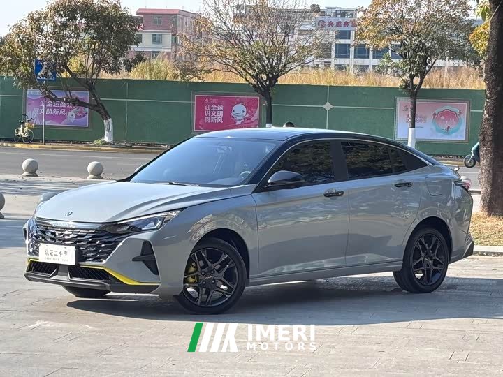 Dongfeng Aeolus Yixuan Mach Edition 1.5T Automatic Dream Knight Edition - автомобиль из Китая
