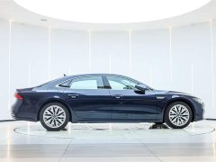 Audi A7L 45TFSI S-line Dream Building Liquid Crystal Package - фото 4