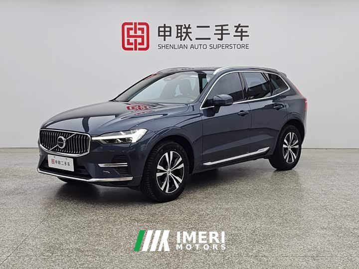 Volvo XC60 B5 four-wheel drive Zhiyi luxury version