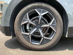 Lynk & Co Z20 530km RWD Pro - фото 9