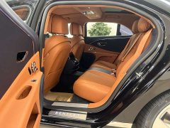 Bentley Flying Spur Plug-in Hybrid 4.0T V8 Standard Edition - фото 6
