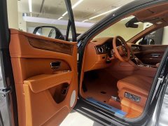 Bentley Bentayga 4.0T V8 Long Wheelbase Art Edition - фото 3
