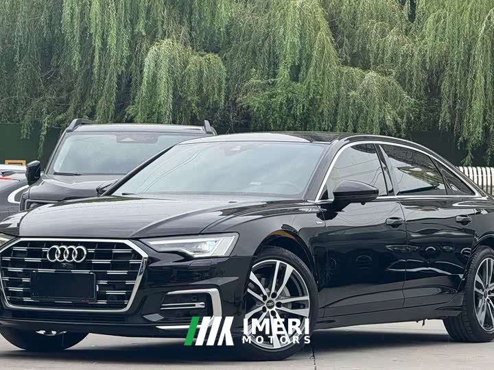 Audi A6L 40 TFSI Luxury Dynamic - автомобиль из Китая