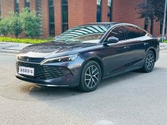 BYD Qin L DM-i 120KM Leading Edition - фото 1