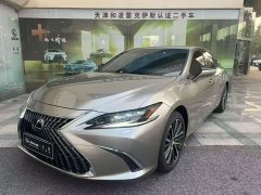 Lexus ES 2021 300h Premium Edition - фото 1