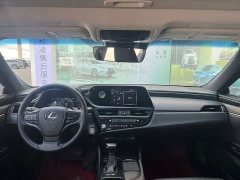 Lexus ES 2021 300h Premium Edition - фото 8