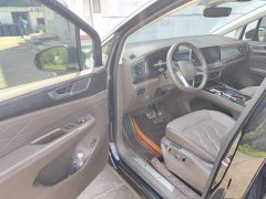 Lynk & Co Weiran facelift 380TSI premium version - фото 4