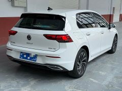 Volkswagen Golf 2021 200TSI DSG Pro - фото 6