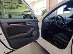 Honda Civic 2022 240TURBO CVT combustion version - фото 9