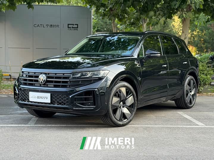 Volkswagen Touareg 3.0TSI Ruijing Edition Obsidian Sports Package - автомобиль из Китая