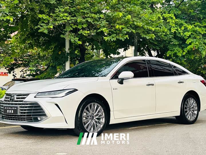 Lexus Asia Dragon Shuangqing 2.0L Deluxe Edition - автомобиль из Китая