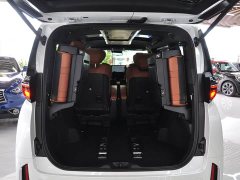 Toyota Wilfa 2024 Crown Dual Engine 2.5L Supreme Executive Edition - фото 18