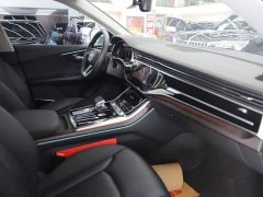 Audi Q8 45 TFSI luxury and elegant - фото 15
