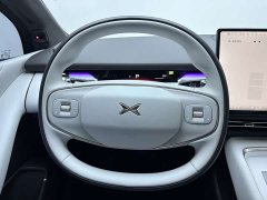 Xpeng P7 pure electric 725 Max flagship version - фото 12