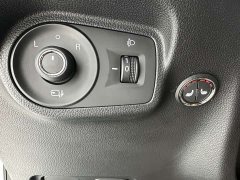Lexus MG5 2023 180DVVT CVT Deluxe Edition - фото 13