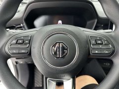 Lexus MG5 2023 180DVVT CVT Deluxe Edition - фото 14