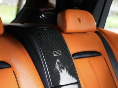Rolls-Royce Cullinan Black Badge - фото 15