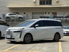 Trumpchi E8 PHEV 150km MAX - фото 1