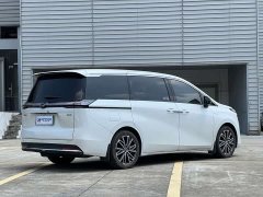 Trumpchi E8 PHEV 150km MAX - фото 5