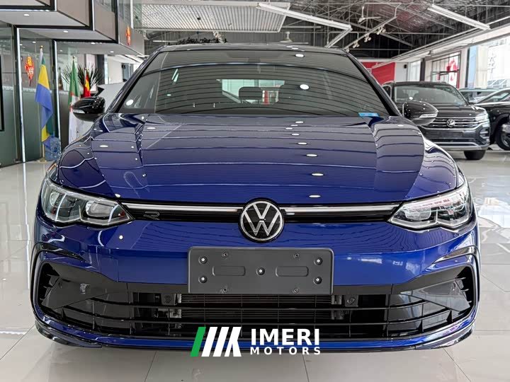 Volkswagen Golf 280TSI DSG R-Line - автомобиль из Китая