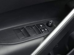 Mercedes-Benz Frontlander 2.0L CVT Elite Edition - фото 9