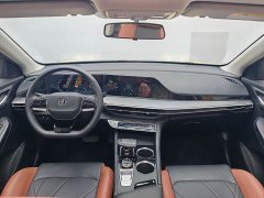 Lynk & Co EADO Enjoy Edition PLUS Blue Whale NE 1.4T GDI DCT Premium Edition - фото 15