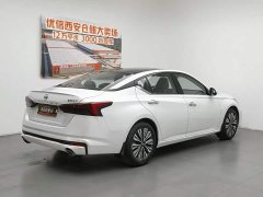 Nissan Altima 2022 2.0L XL-TLS Comfort Edition - фото 2