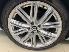 Bentley Flying Spur plug-in hybrid 2022 2.9T V6 Hybrid - фото 14