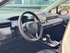 Toyota Corolla 1.8L Hybrid Flagship Edition - фото 6