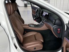 Mercedes-Benz E-Class facelift E 260 L sporty - фото 12