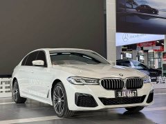 BMW 5 Series 530Li Leading M Sports Package - фото 3