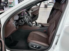 BMW 5 Series 530Li Leading M Sports Package - фото 8