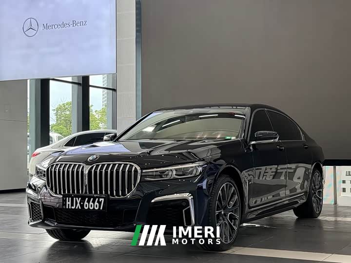 BMW 7 Series 740Li Leading M Sports Package - автомобиль из Китая