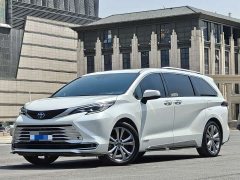 Toyota SIENNA 2.5L Hybrid Platinum Edition - фото 1