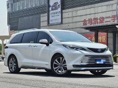 Toyota SIENNA 2.5L Hybrid Platinum Edition - фото 3