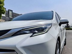 Toyota SIENNA 2.5L Hybrid Platinum Edition - фото 7