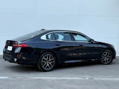 BMW i5 eDrive 35L M Sport Package - фото 15
