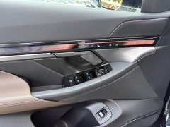 BMW i5 eDrive 35L M Sport Package - фото 8