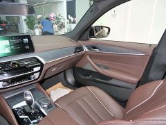 BMW 5 Series New Energy 535Le M Sports Package - фото 16