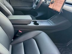 Tesla Model Y 2022 rear-wheel drive version - фото 10