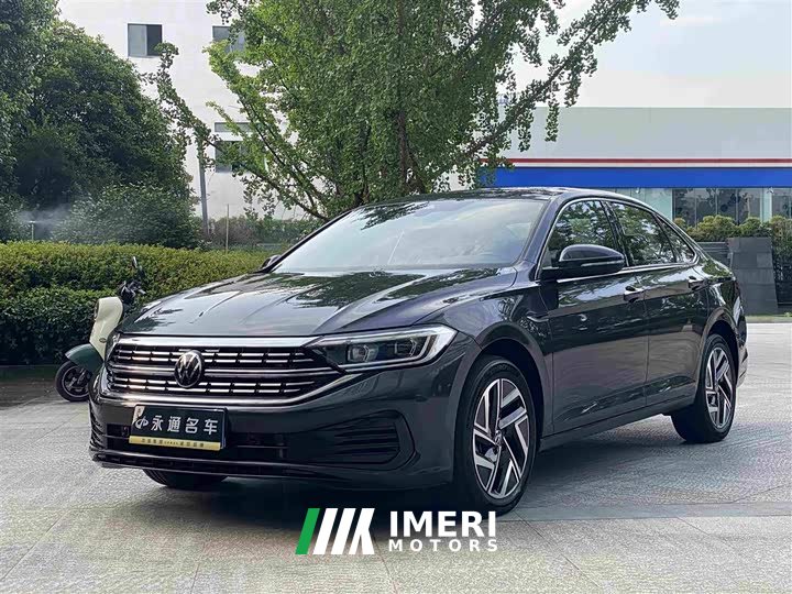 Volkswagen Sagitar 300TSI DSG Super Edition