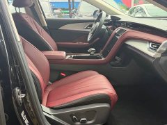 Hongqi H5 2.0T automatic Qichang version - фото 8