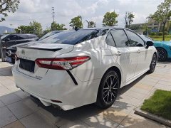 Toyota Camry 2.0S Advanced Edition - фото 2