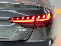 Audi A4L 40 TFSI Luxury Dynamic - фото 18
