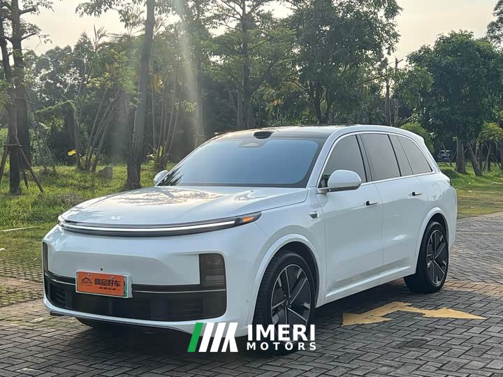 Li Auto Ideal L8 Ultra smart refresh version - автомобиль из Китая