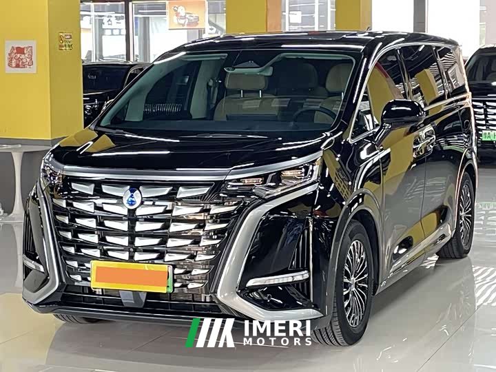 Denza D9 DM-i 980 four-wheel drive flagship